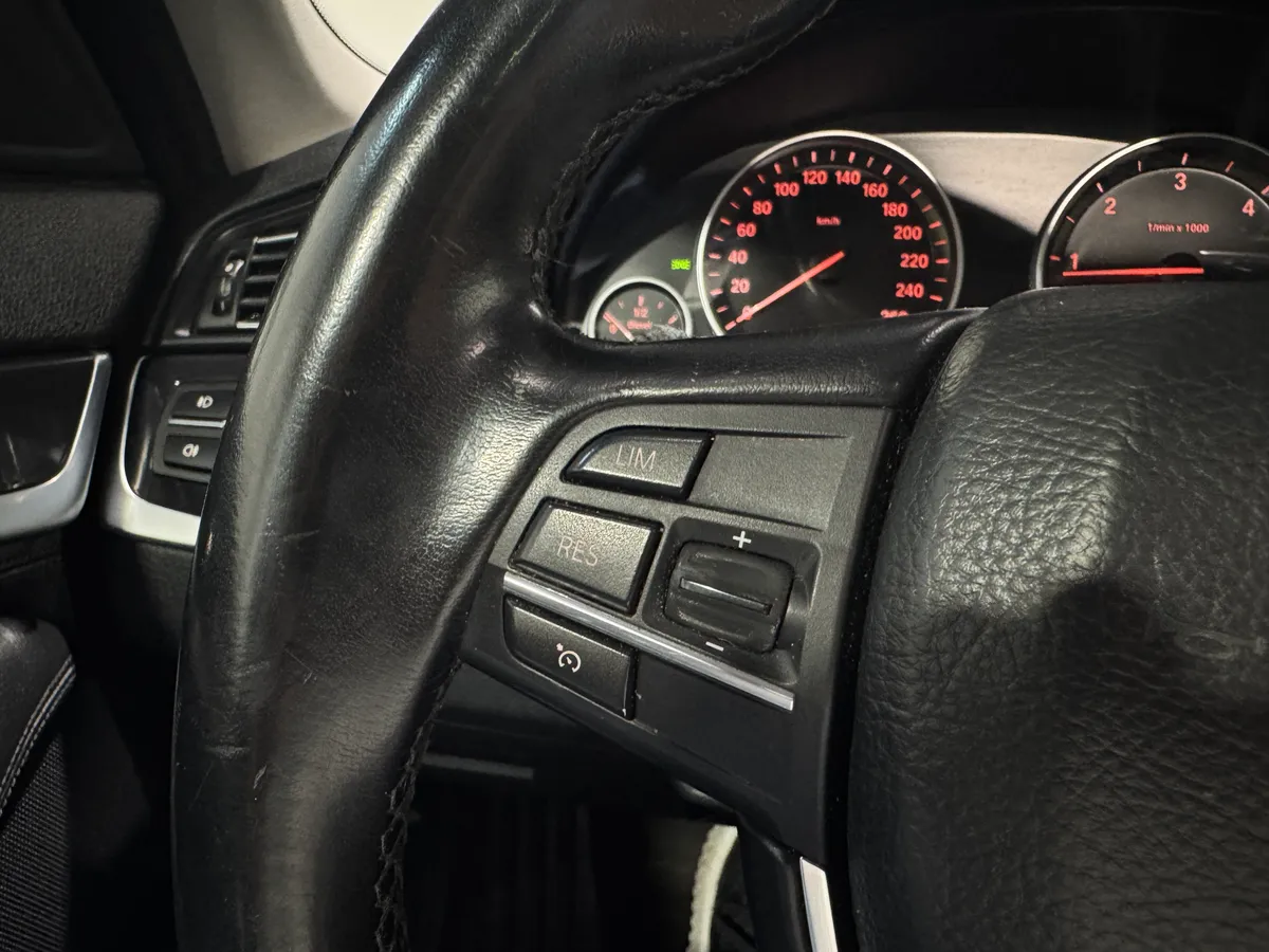 BMW 518D - thumb 14