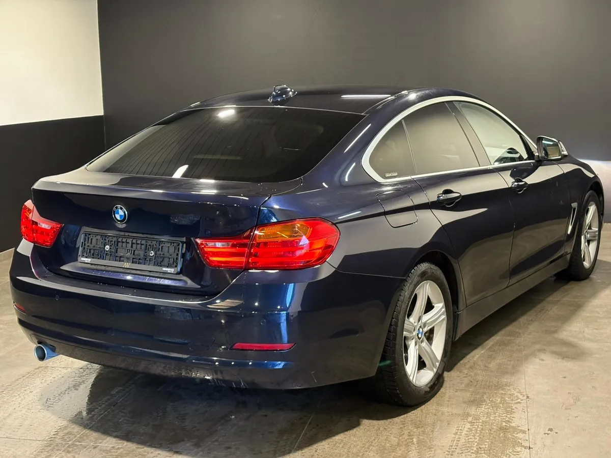 BMW 418D - thumb 4