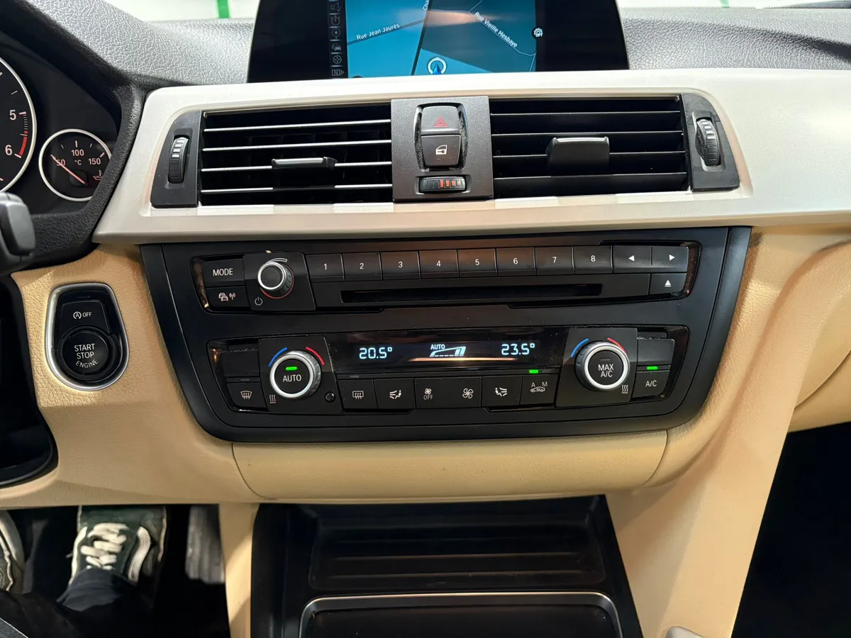 BMW 418D - thumb 16