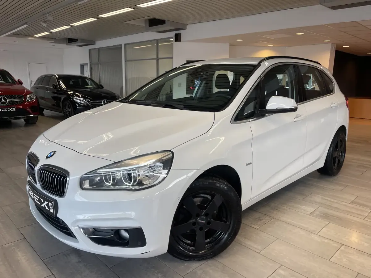 BMW 214 d*LUXURYPACK*1ERPROP*GARANTIE*94000KM*LED*CUIR*GPS