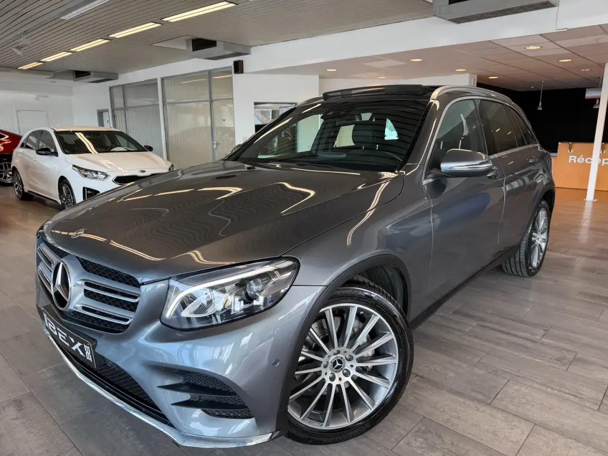 Mercedes-Benz GLC 220 d*4-Matic*PACK-AMG*TOIT-PANO*GARANTIE*CUIR*GPS*LED