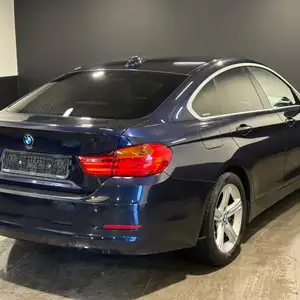 BMW 418D - thumb 4