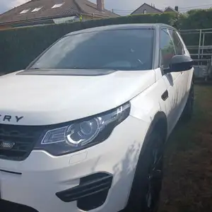 Land Rover Discovery Sport - thumb 2