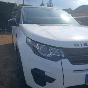 Land Rover Discovery Sport - thumb 3